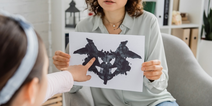 Так проводится тест Роршаха