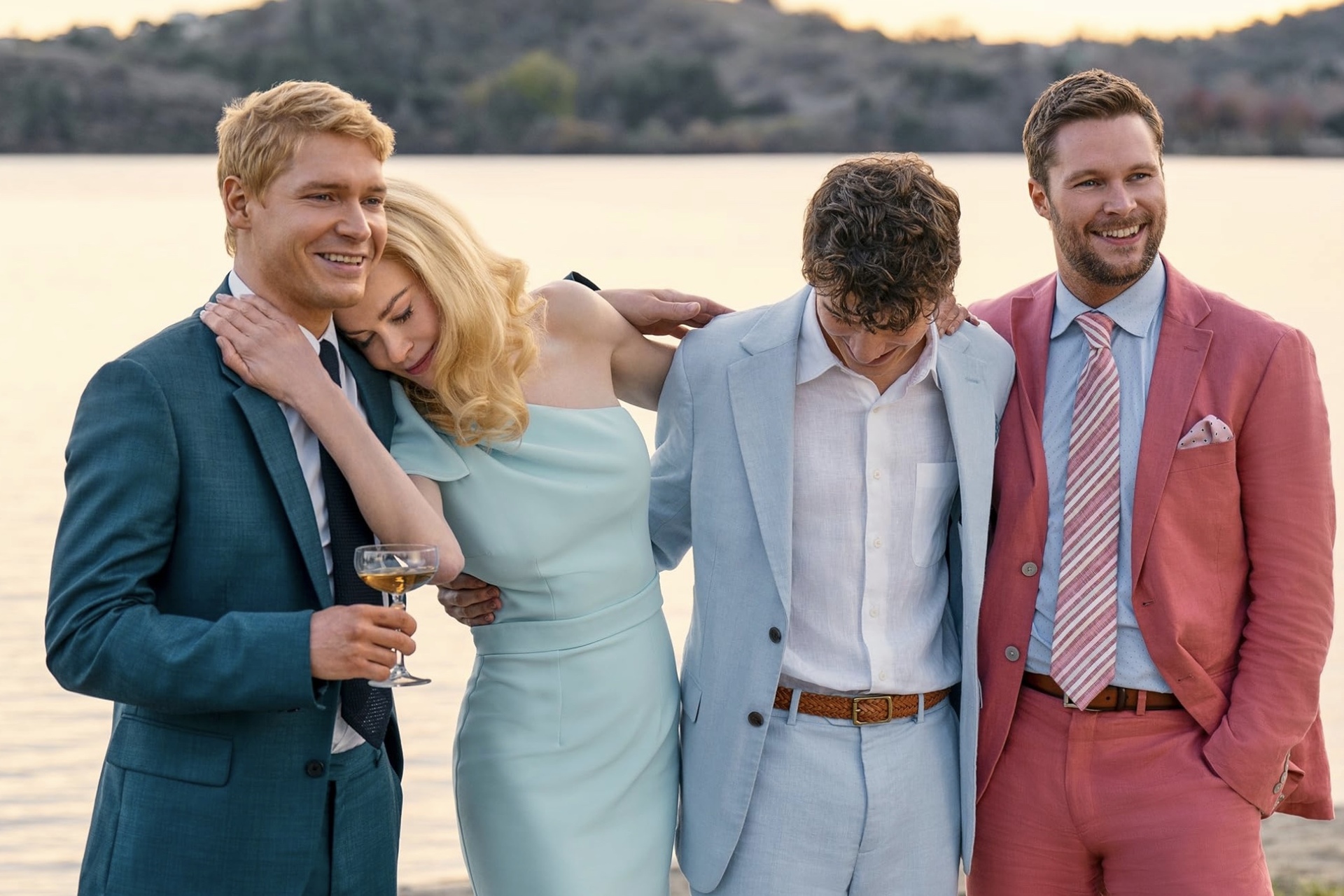 сериалы похожие на Белый лотос